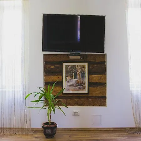 Karja Apartement Lejlighed *