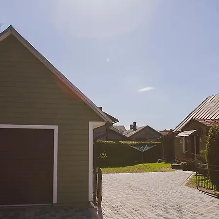 Karja Apartement Lejlighed *