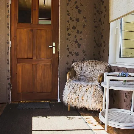 Lejlighed Karja Apartement *
